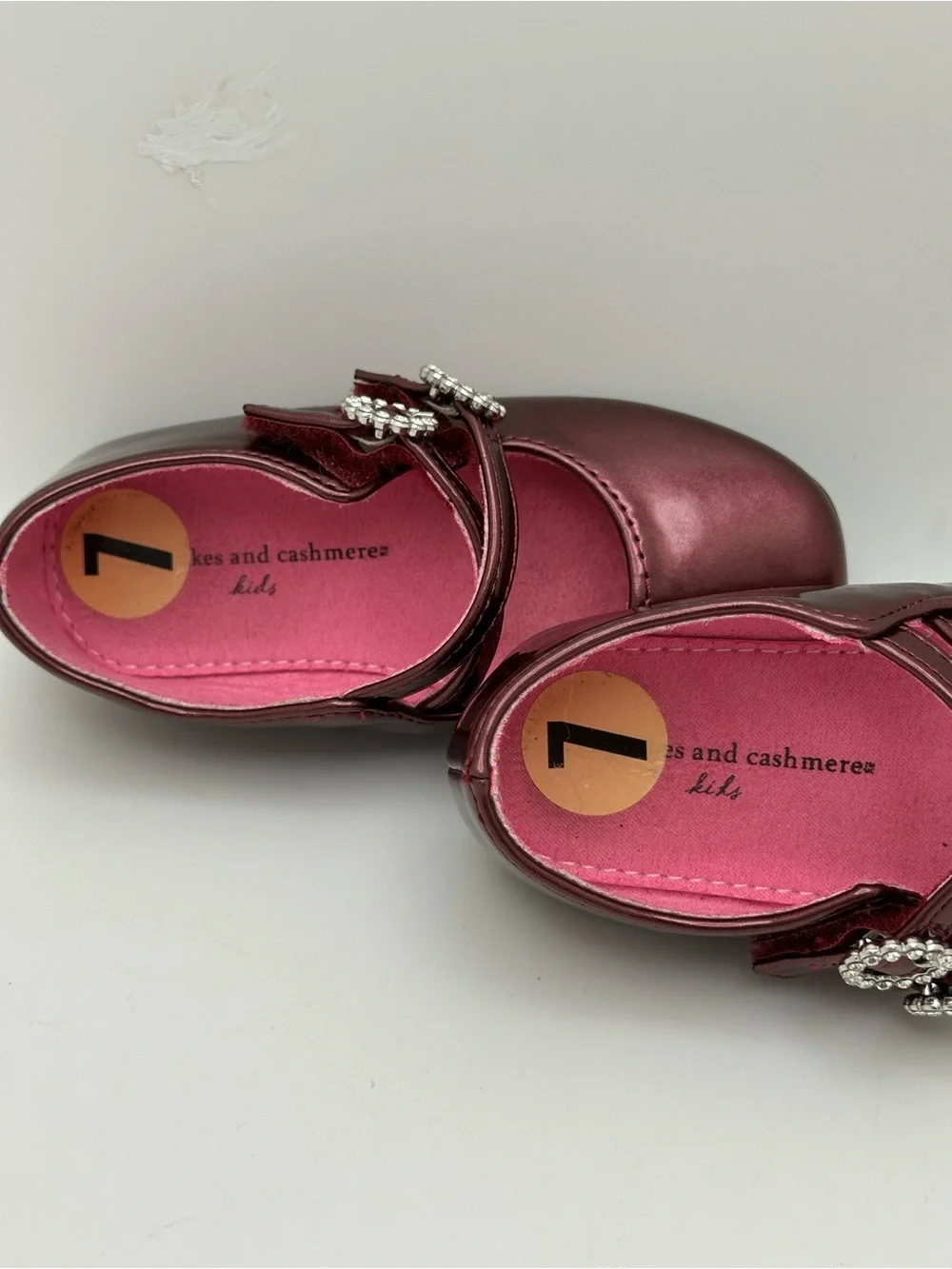 CAnd Cashmere Kids Girls Metallic Burgundy Mary Jane Shoes Rhinestone Buckle Sz7